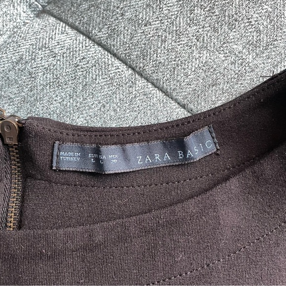 Zara Black Sleeveless Knee-Length Sheath Dress - Picture 4 of 4